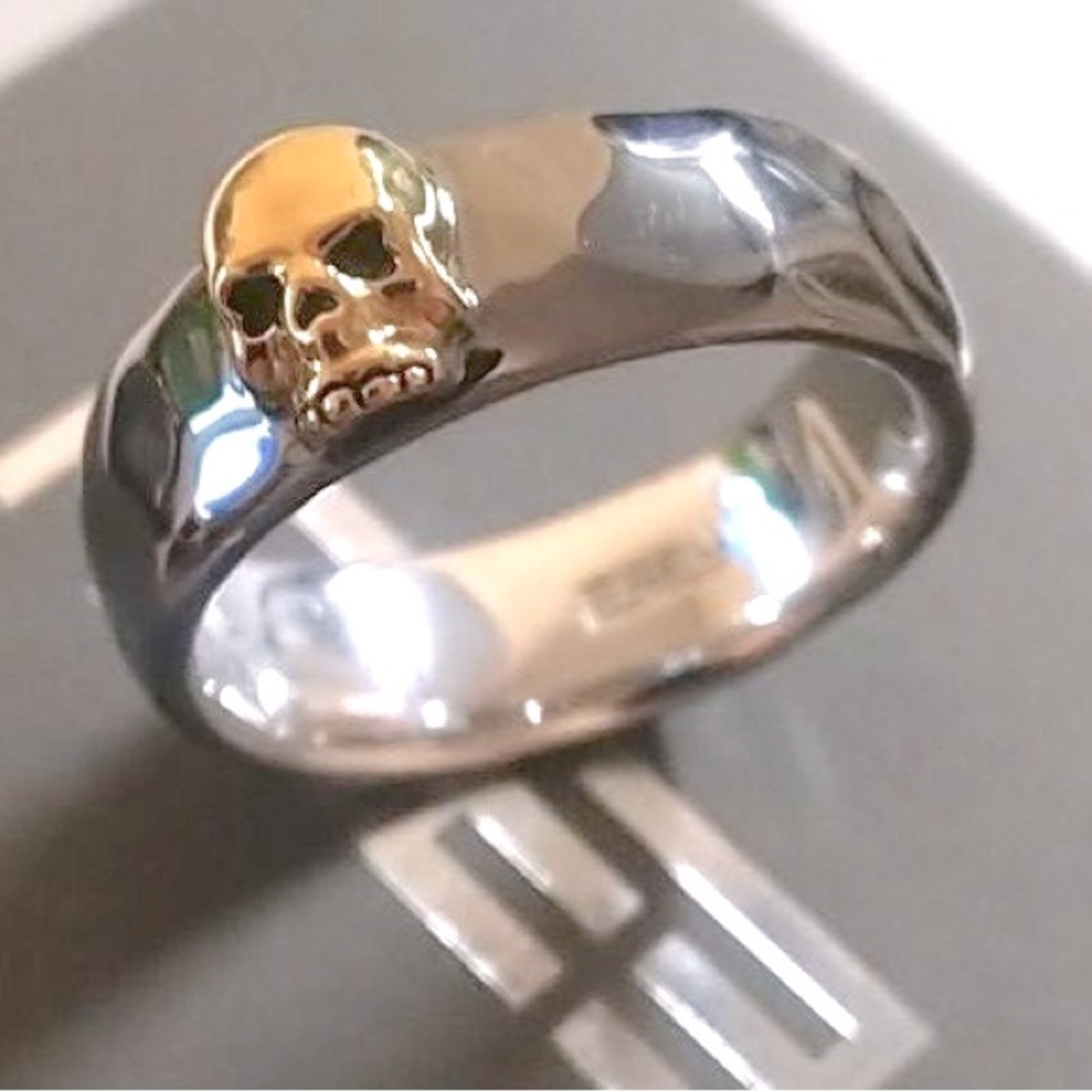 COPY - Effy Sterling Silver Skull Ring. Never has been worn . skull is Gold Pla…